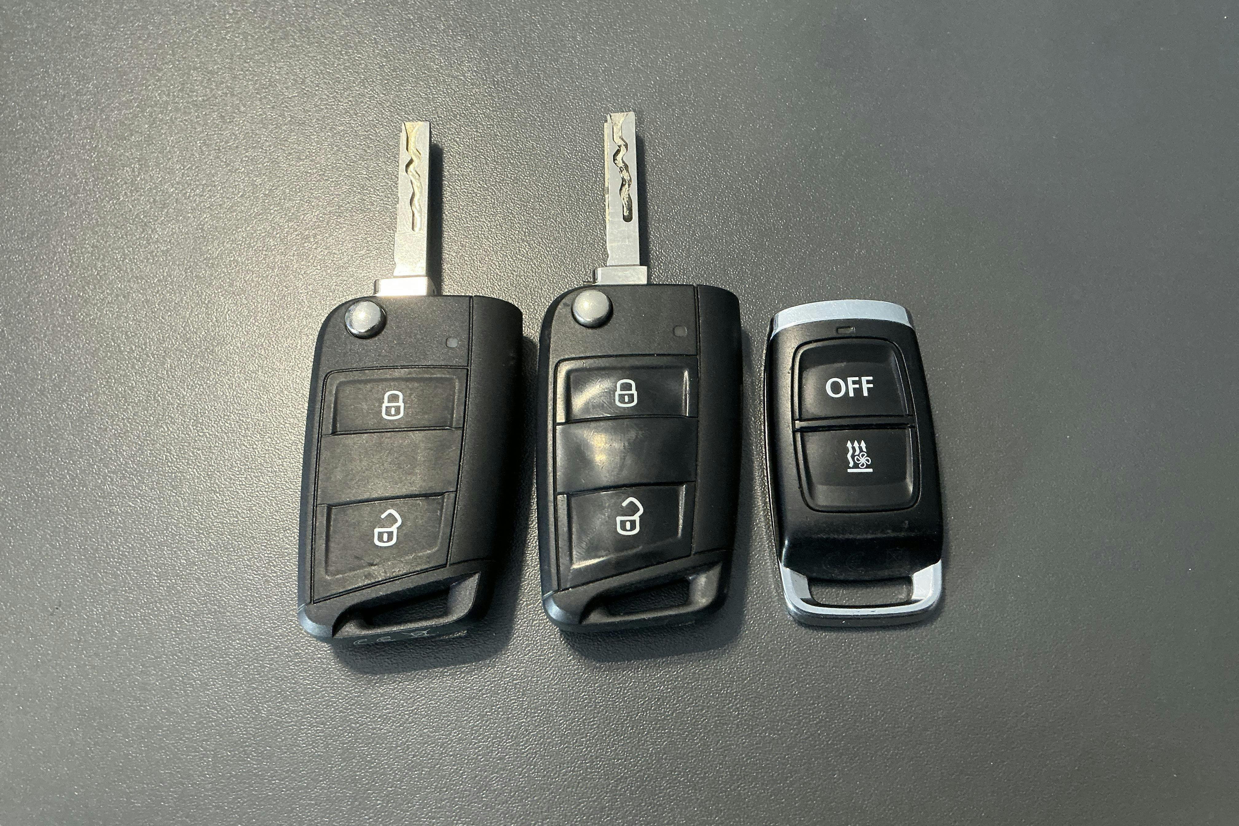 Vehicle Image 22