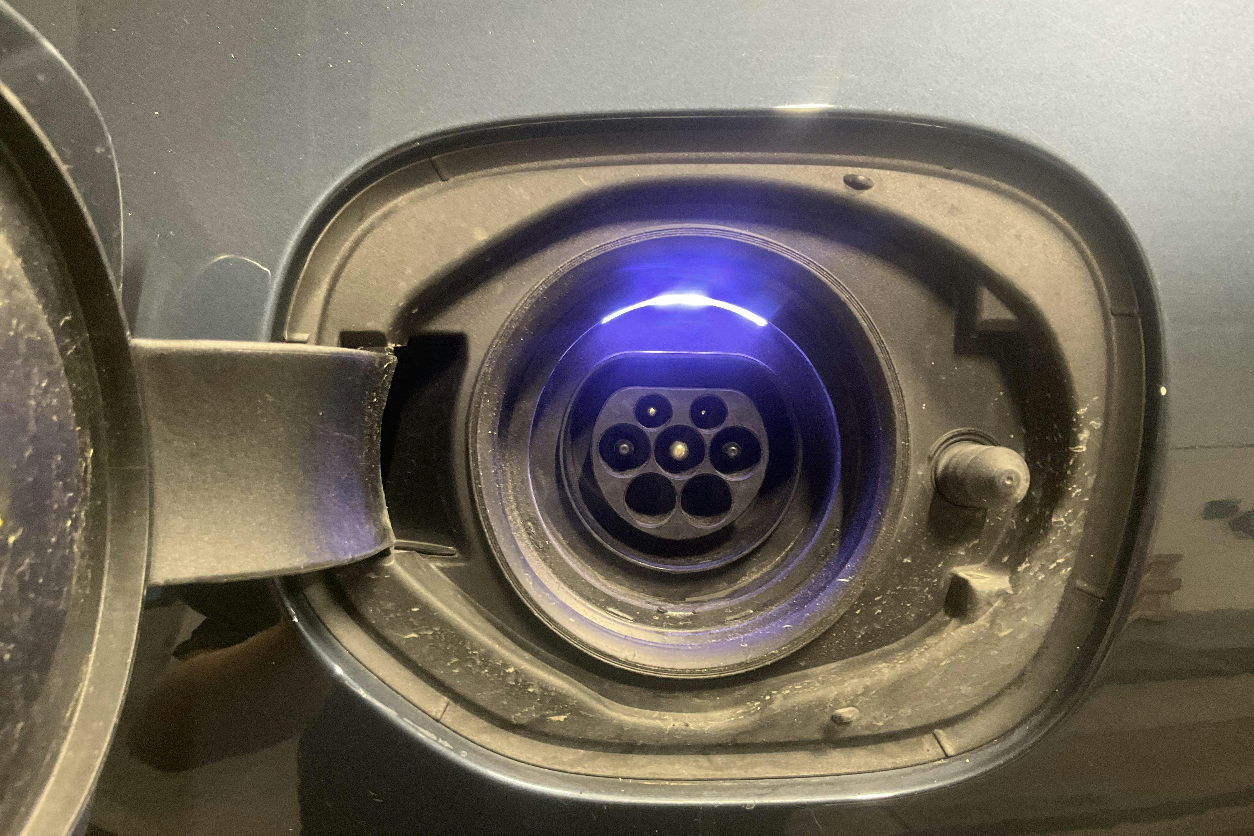 Vehicle Image 18