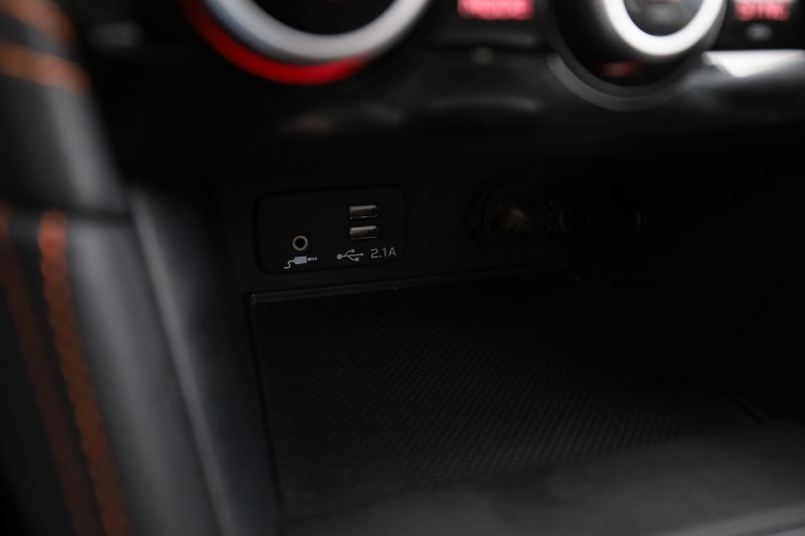 Vehicle Image 31