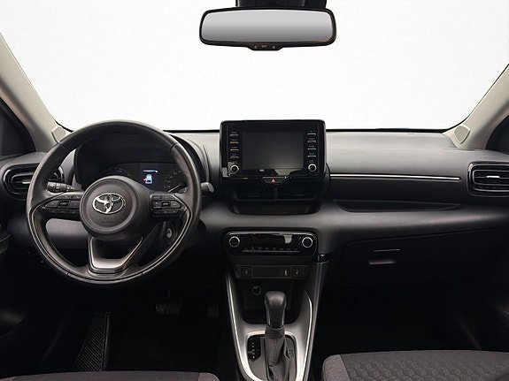 Vehicle Image 11