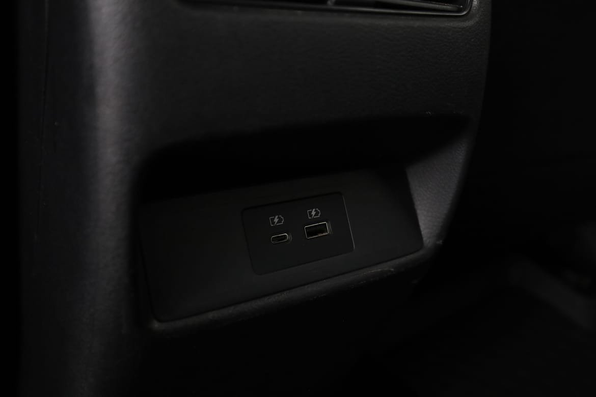 Vehicle Image 43