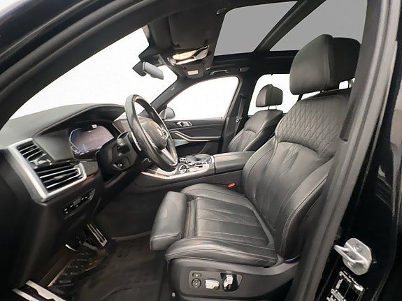 Vehicle Image 37