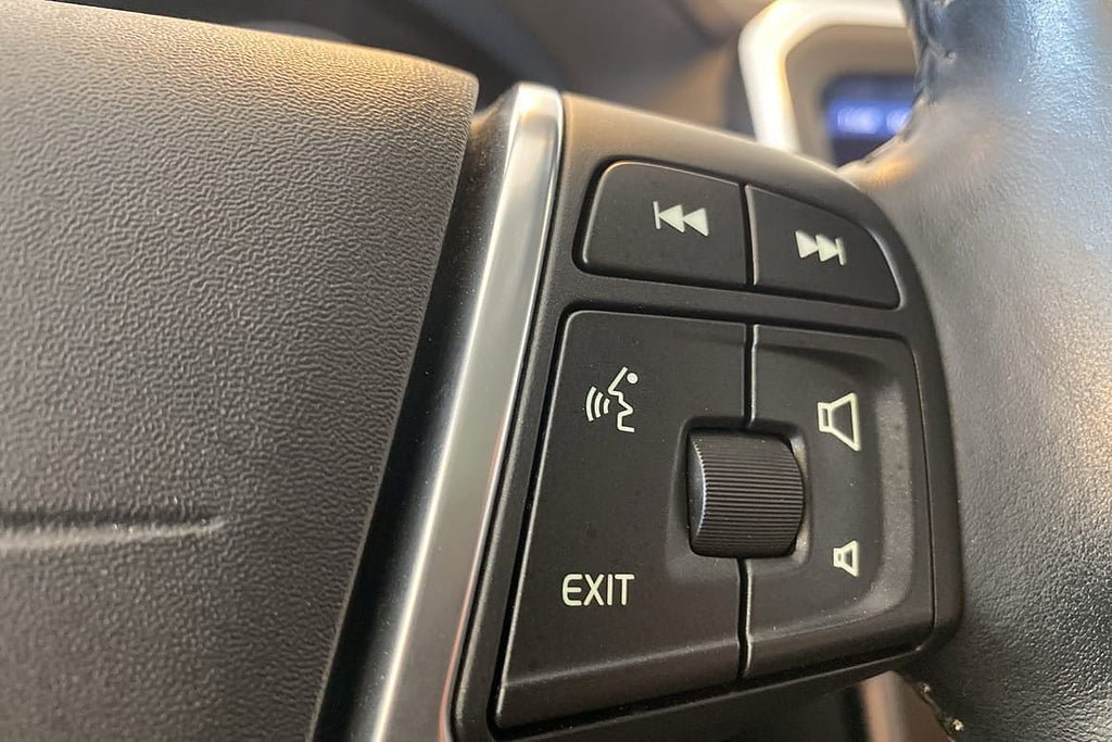 Vehicle Image 22