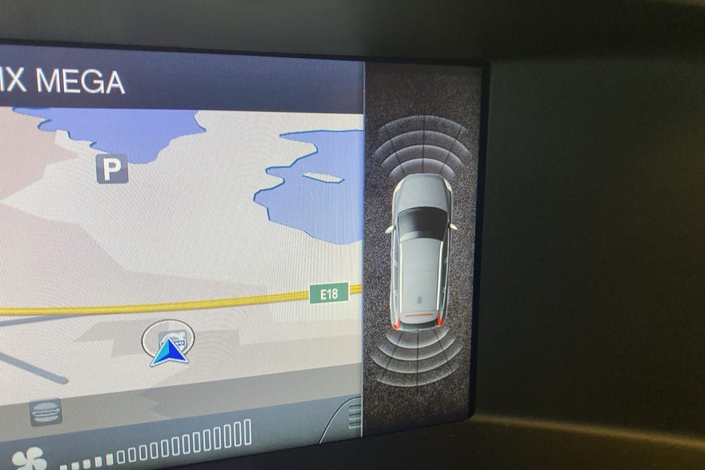 Vehicle Image 25