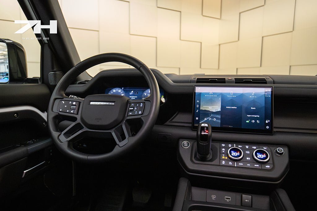 Vehicle Image 14