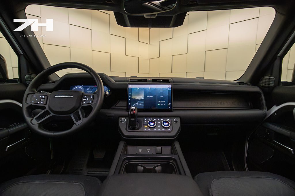 Vehicle Image 15