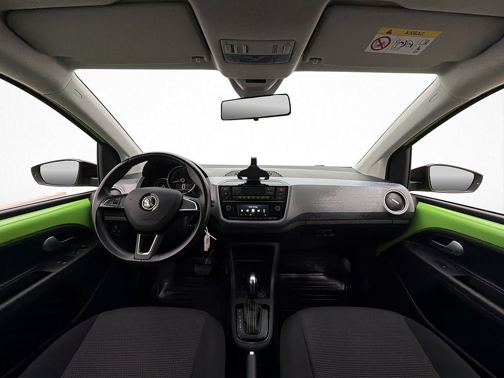 Vehicle Image 12