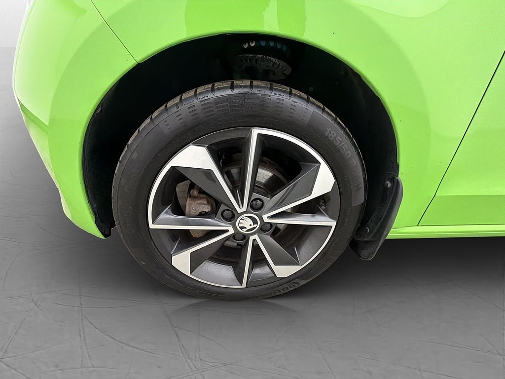 Vehicle Image 23