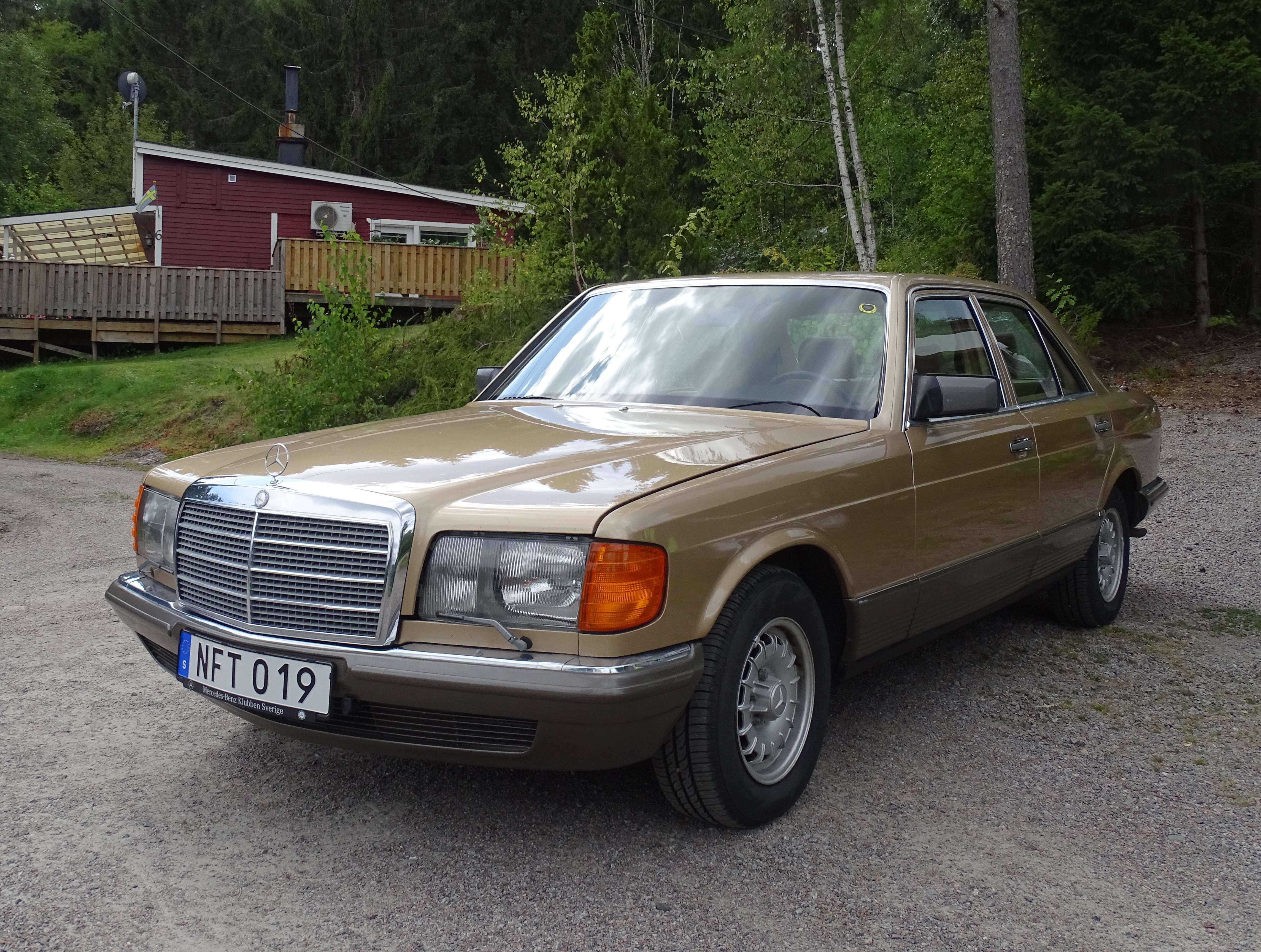 Vehicle Image 23
