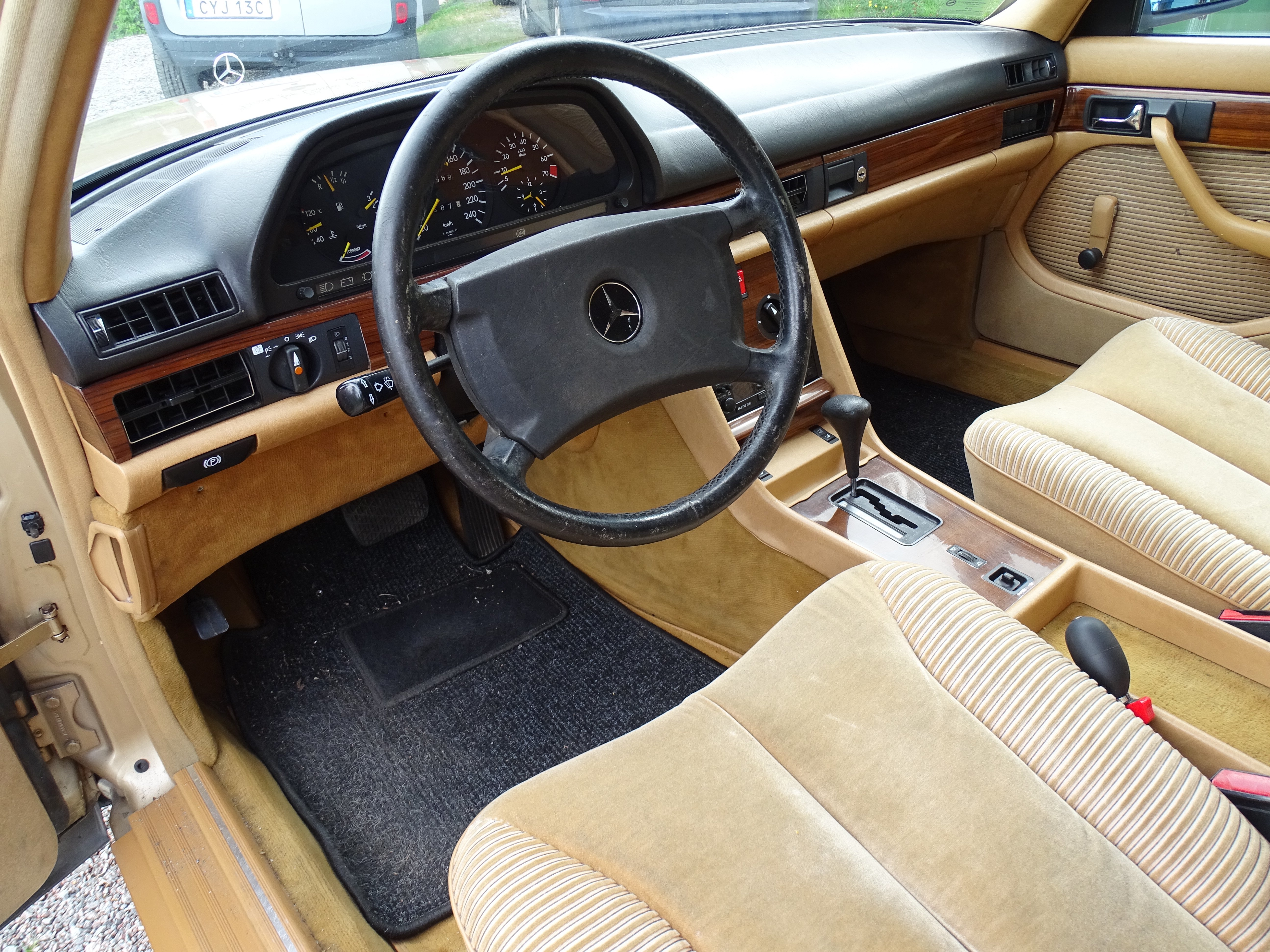 Vehicle Image 31