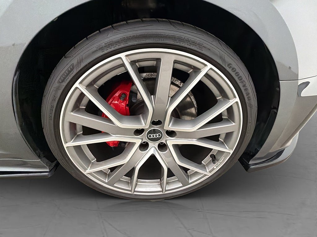 Vehicle Image 36