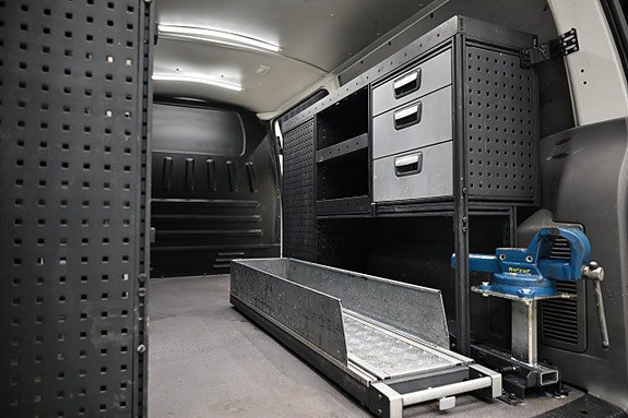 Vehicle Image 11