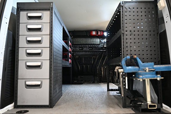 Vehicle Image 8