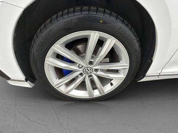Vehicle Image 33
