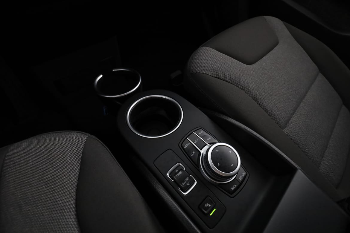 Vehicle Image 24