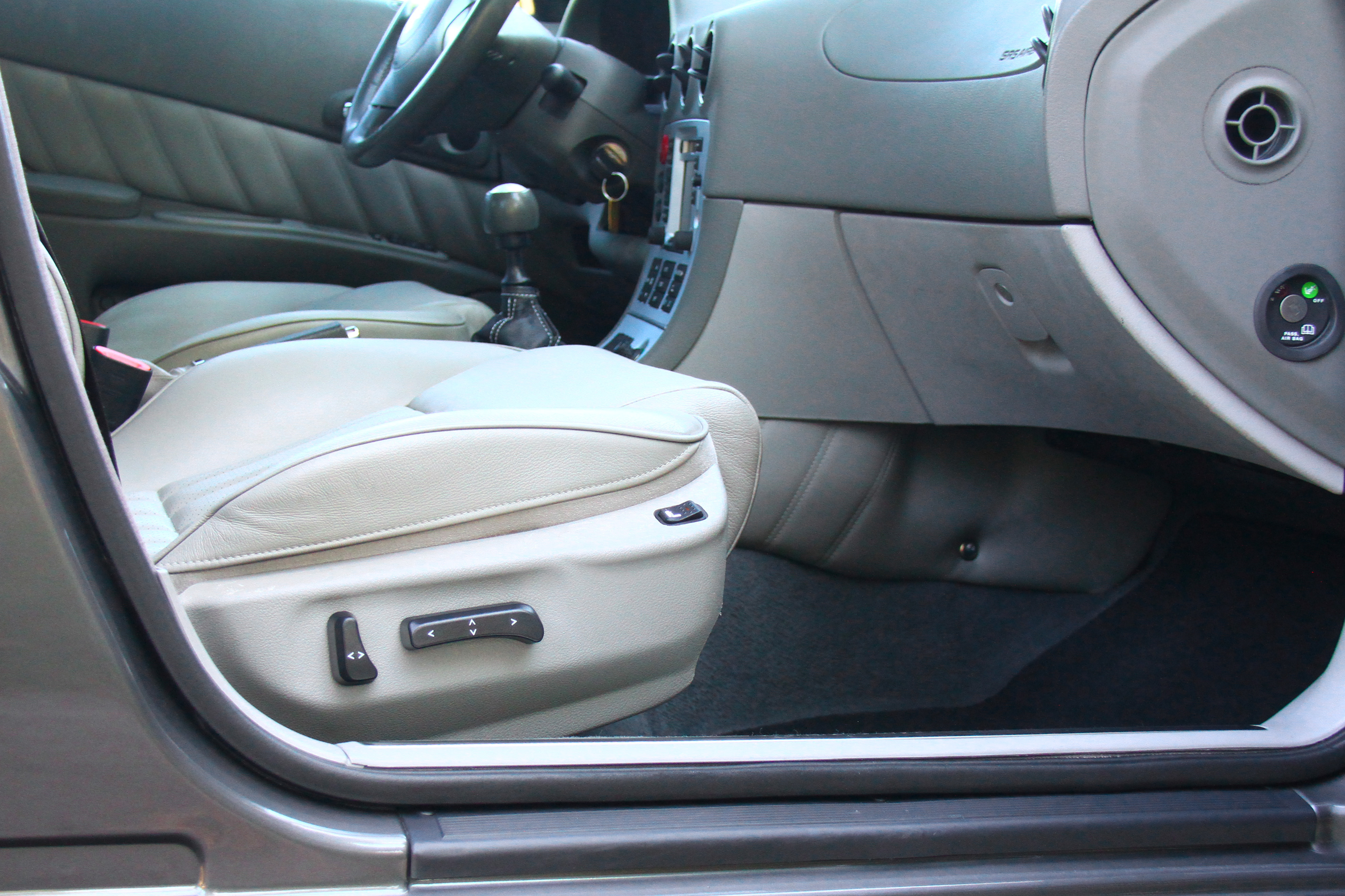 Vehicle Image 36