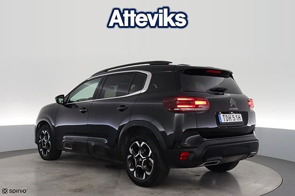 Vehicle Image 17