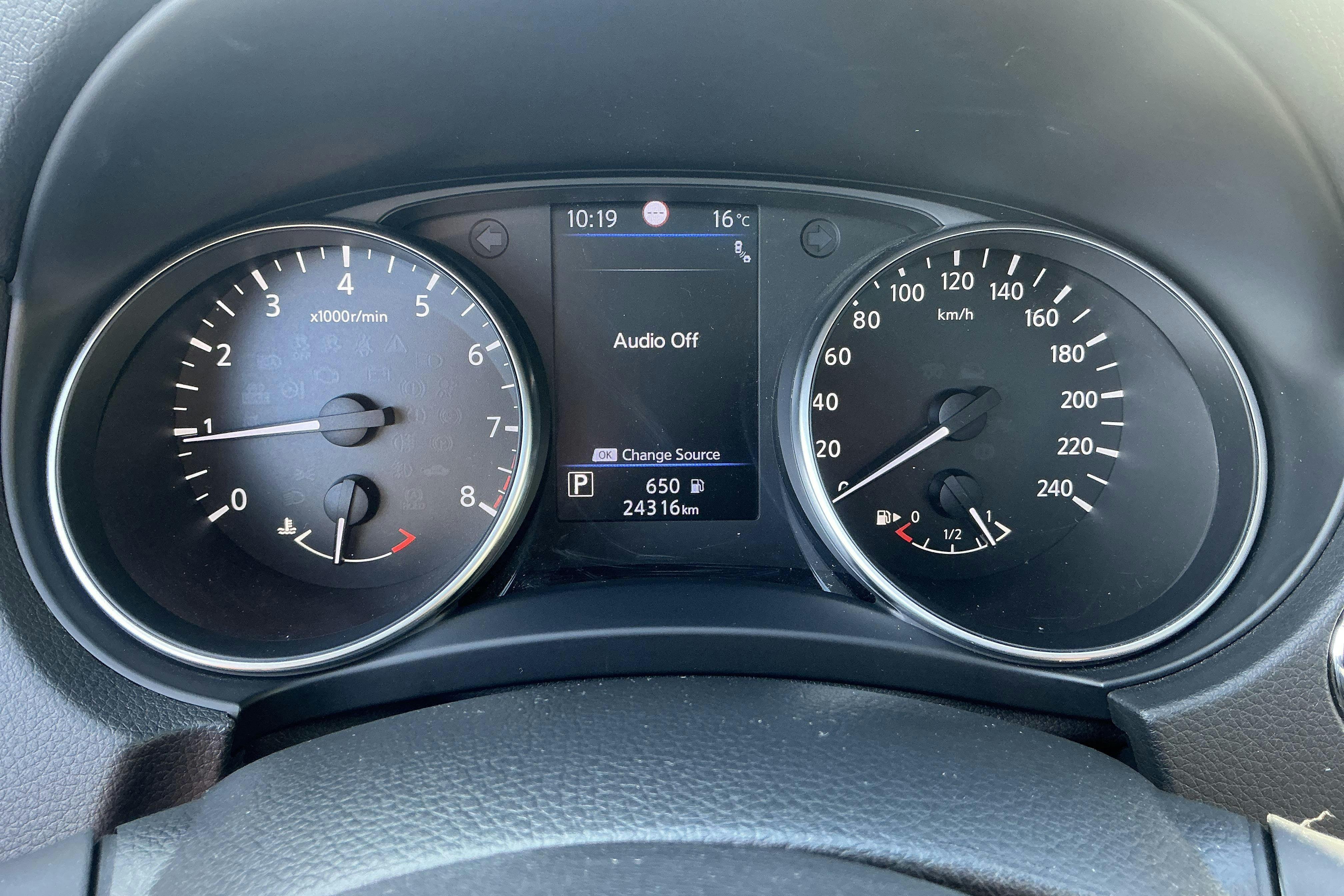 Vehicle Image 10