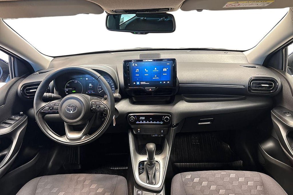 Vehicle Image 10