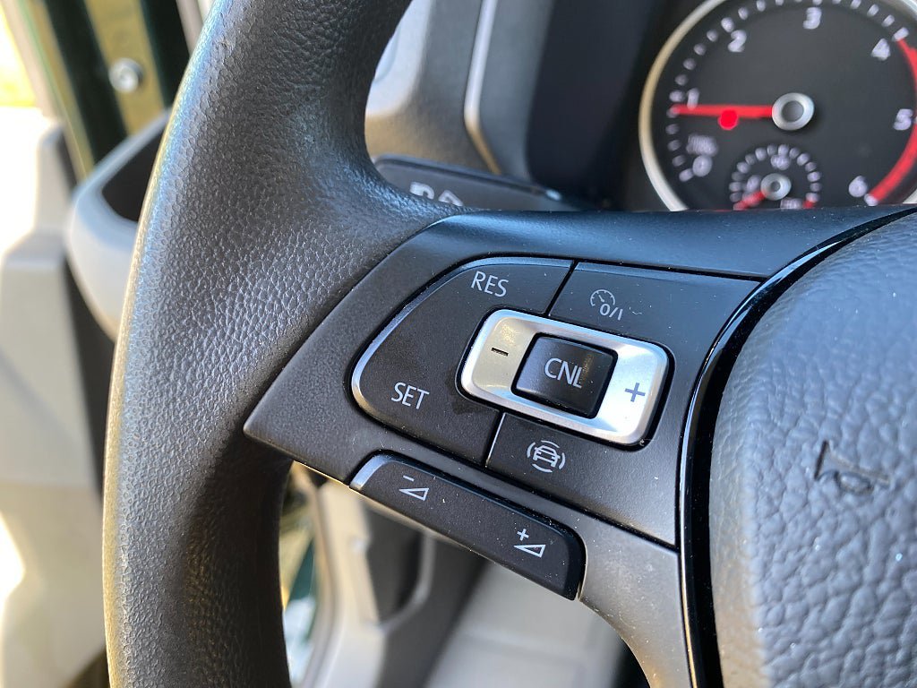 Vehicle Image 36