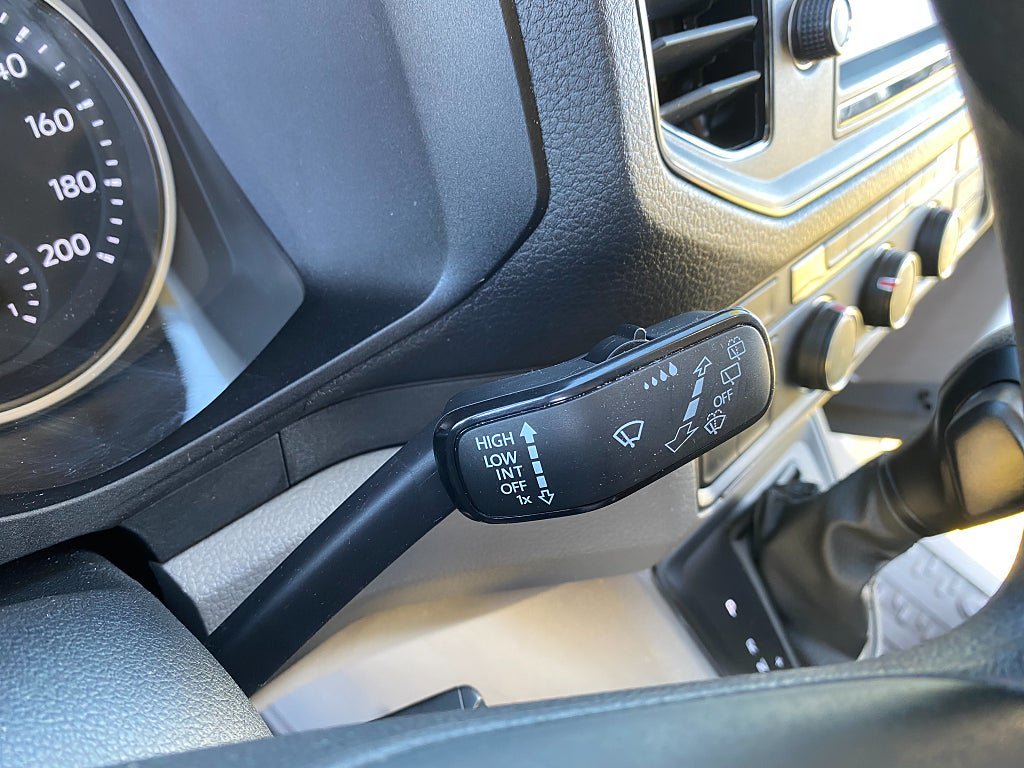 Vehicle Image 38
