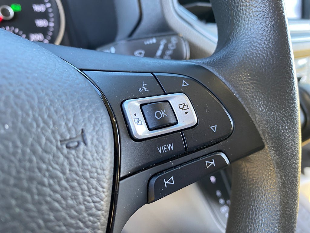 Vehicle Image 39