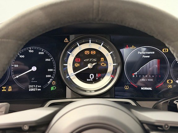 Vehicle Image 24