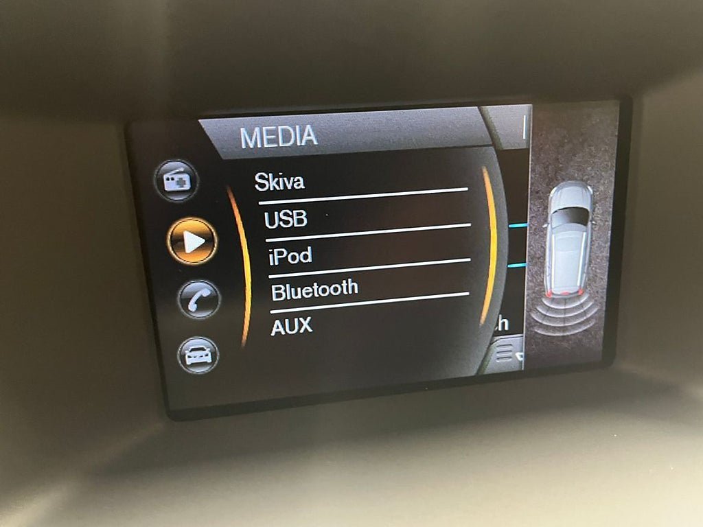 Vehicle Image 21