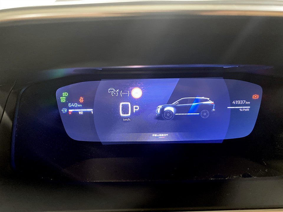 Vehicle Image 9