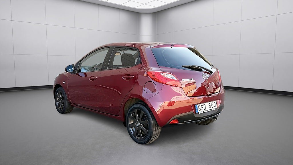 Vehicle Image 7