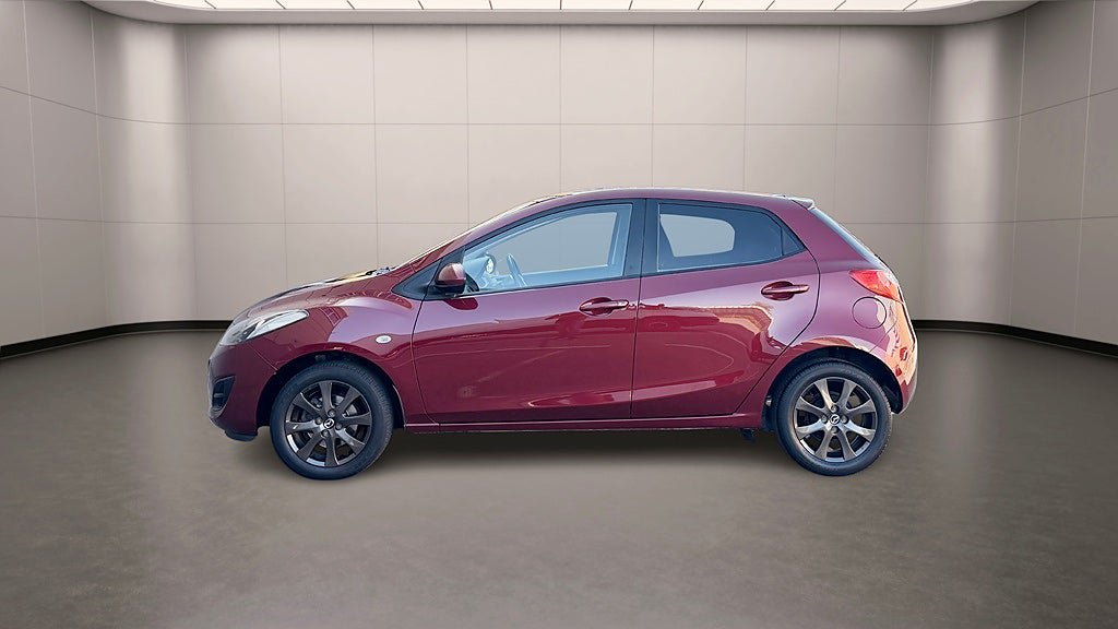 Vehicle Image 8