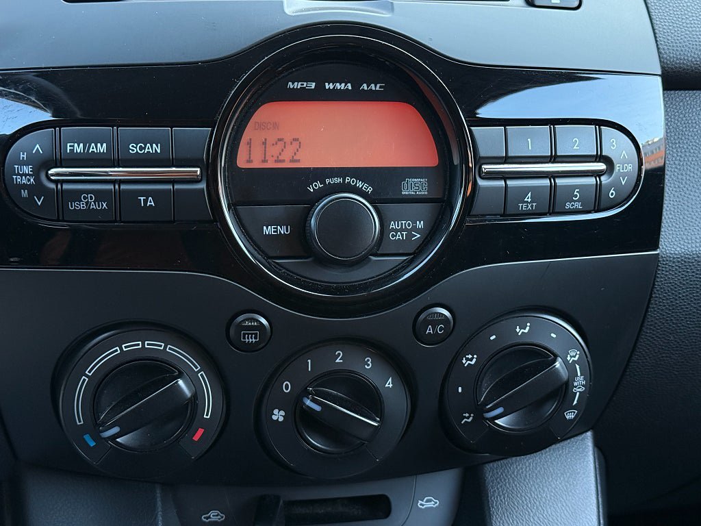Vehicle Image 11
