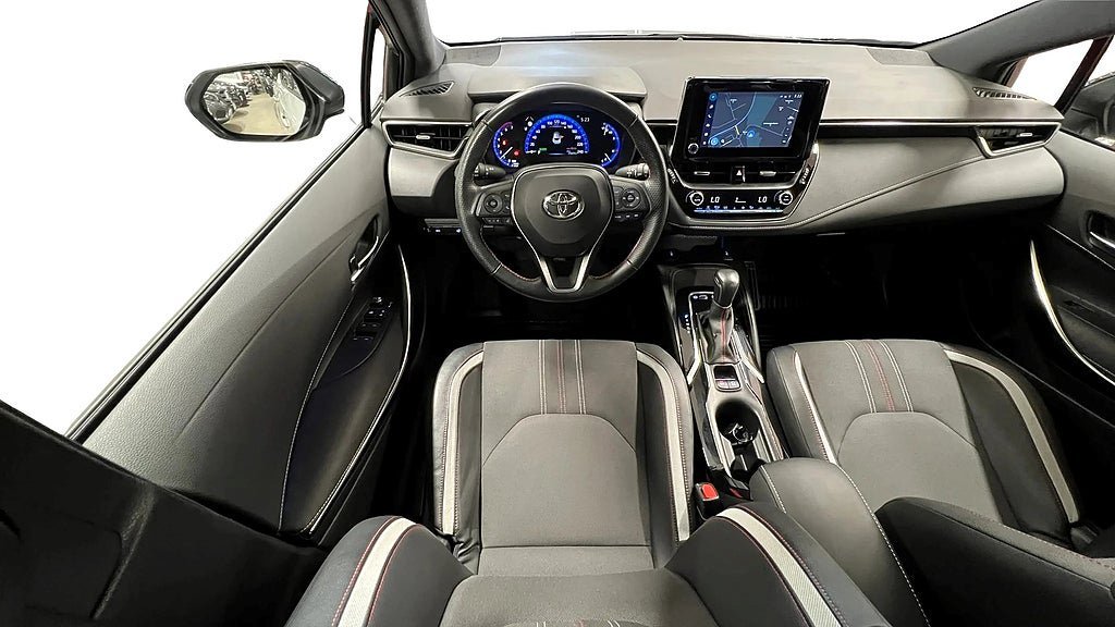 Vehicle Image 7