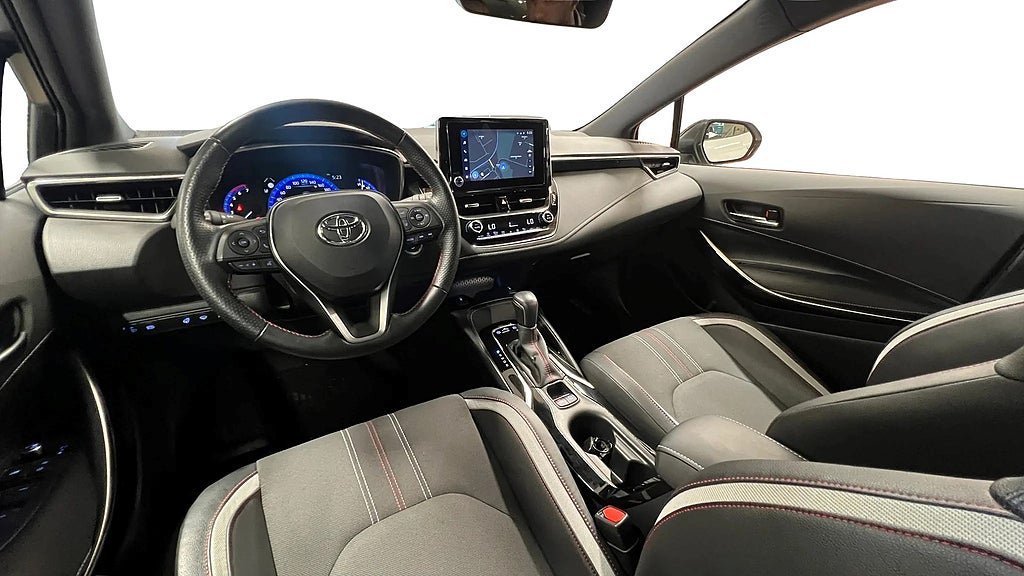 Vehicle Image 9