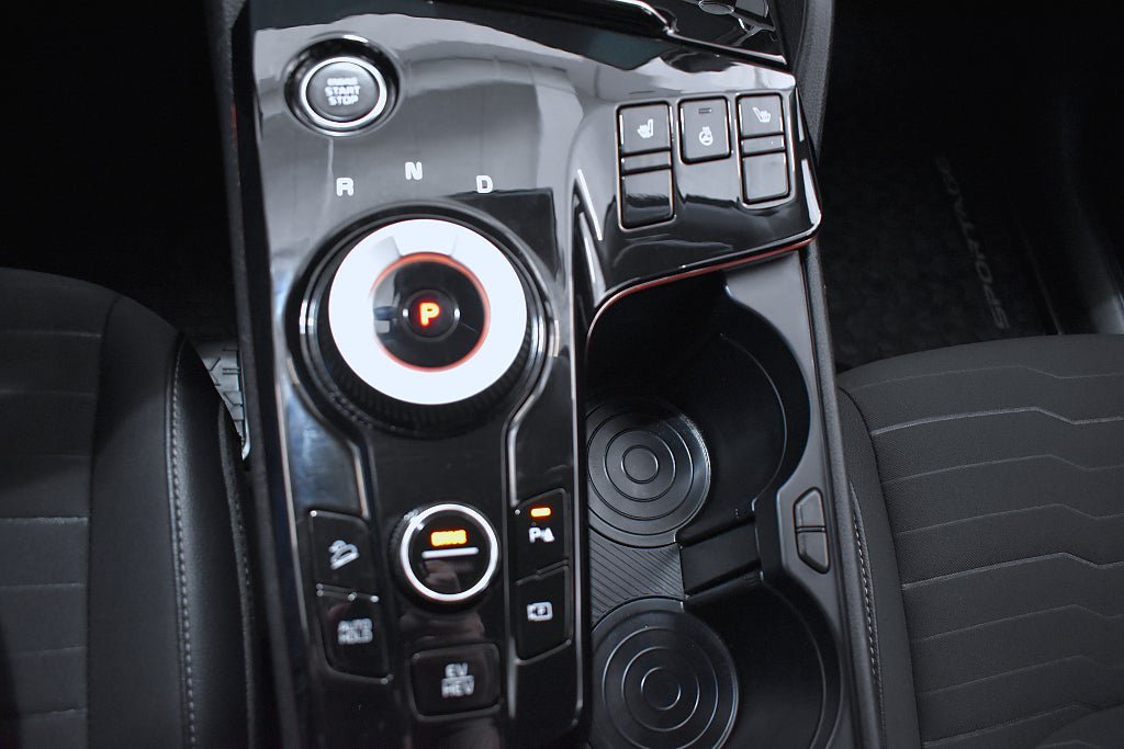 Vehicle Image 17
