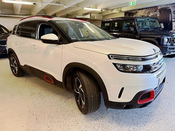 Vehicle Image 17
