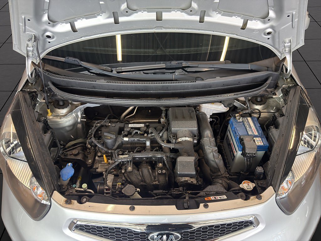 Vehicle Image 19
