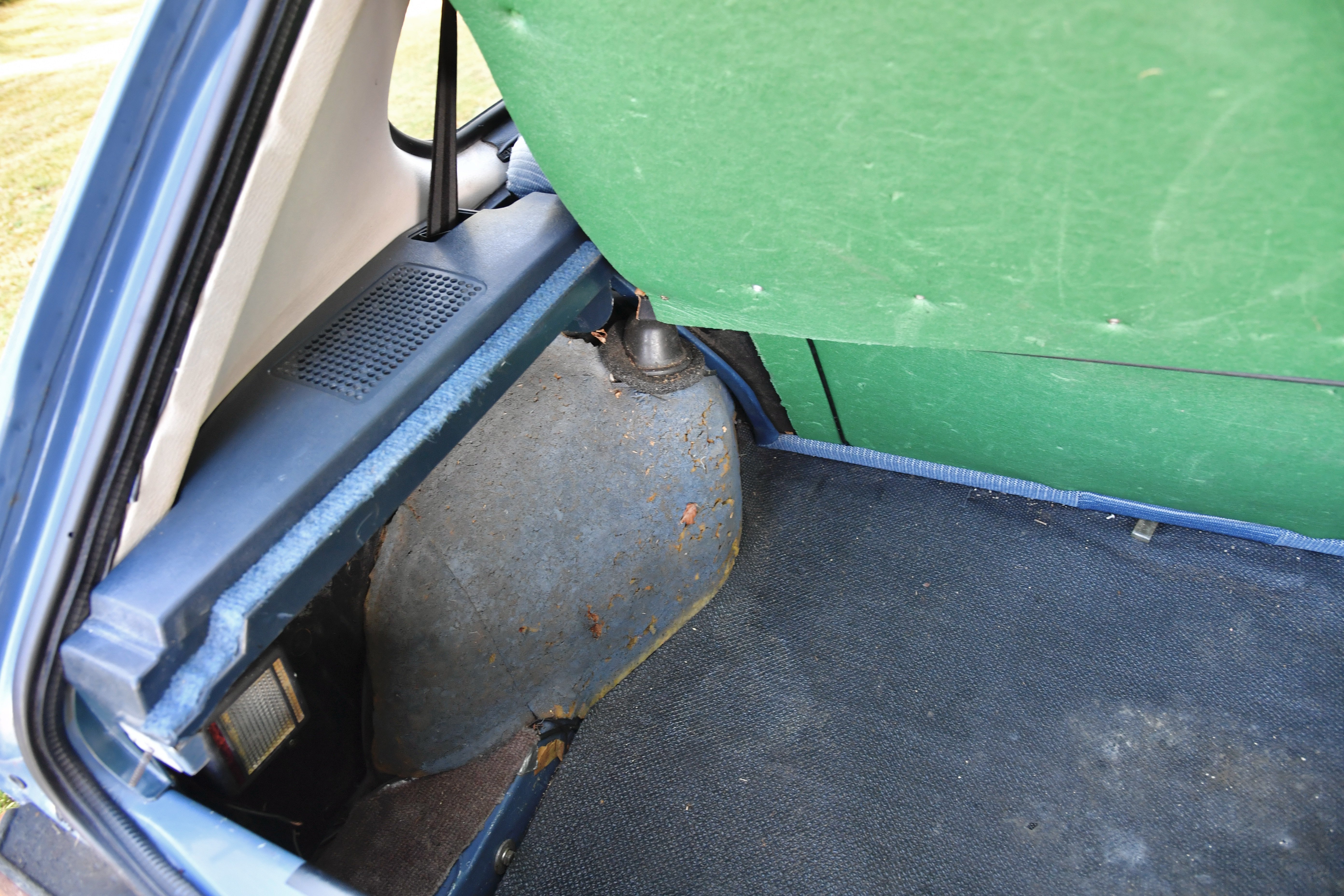 Vehicle Image 38