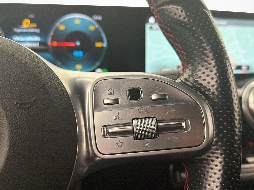 Vehicle Image 28