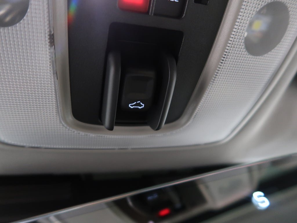 Vehicle Image 35
