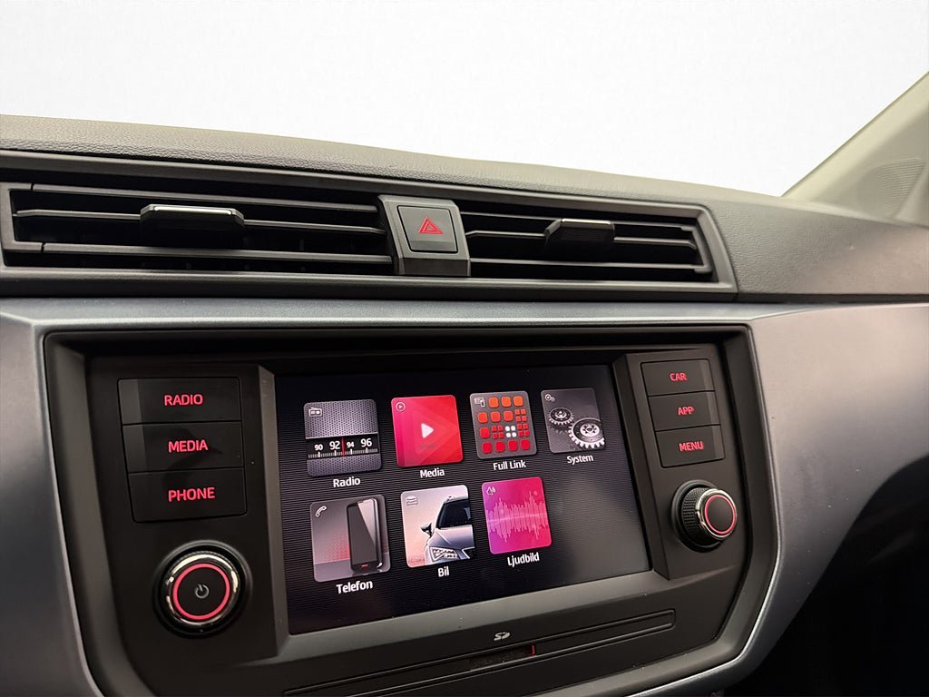 Vehicle Image 12