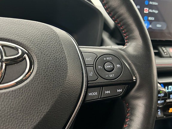 Vehicle Image 23