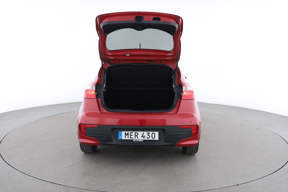 Vehicle Image 17