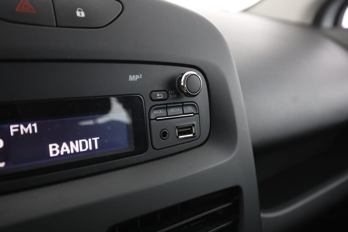 Vehicle Image 23