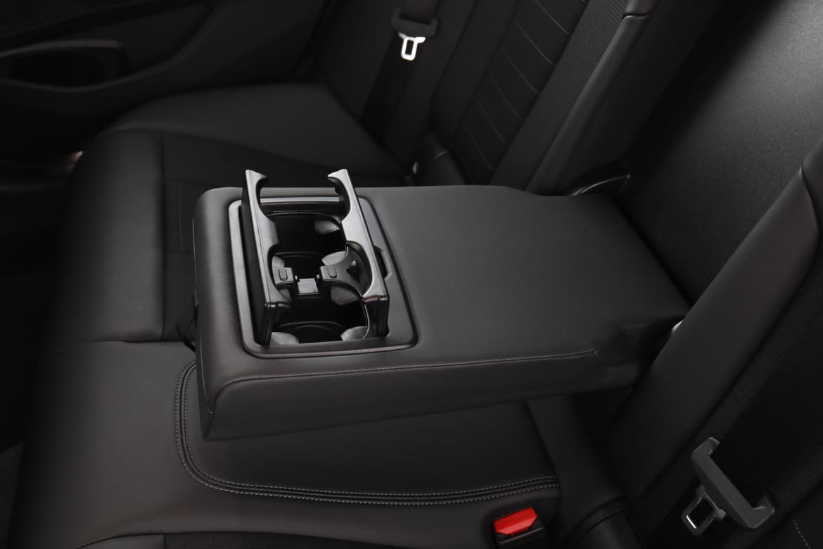 Vehicle Image 38