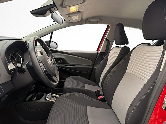 Vehicle Image 14