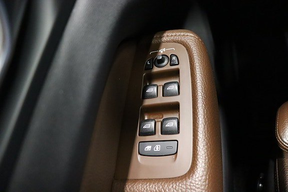 Vehicle Image 29