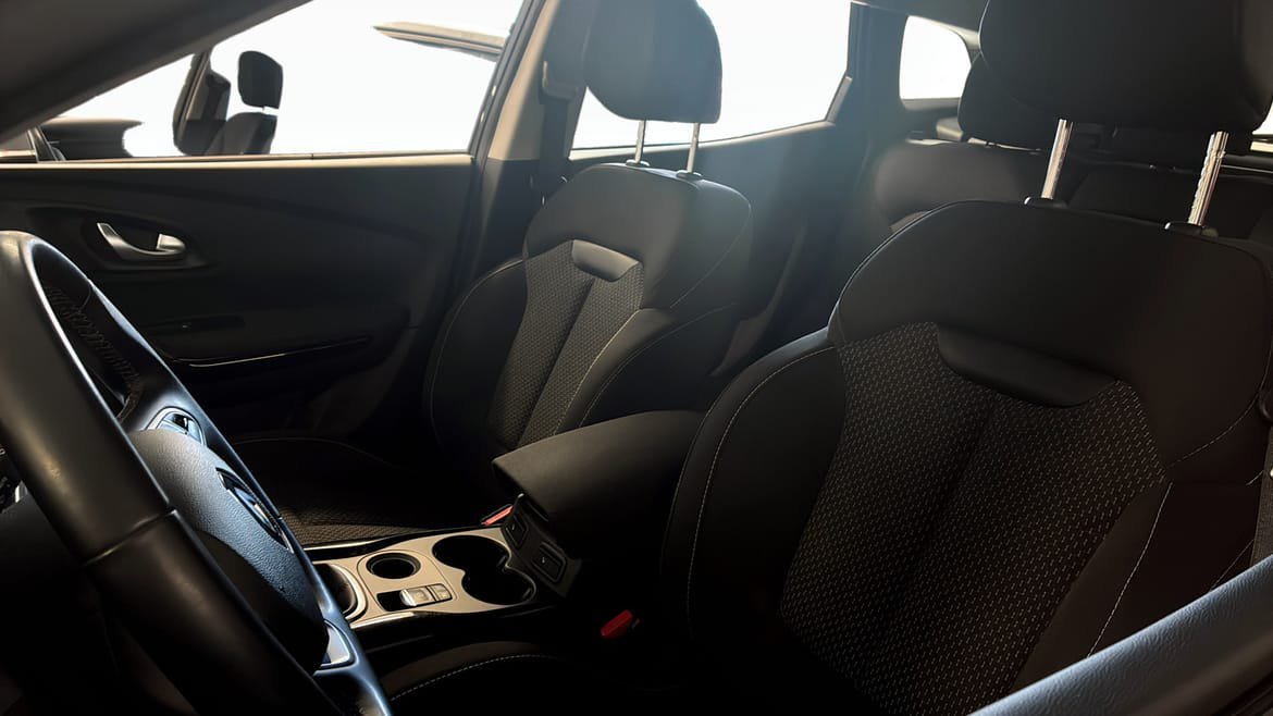 Vehicle Image 8