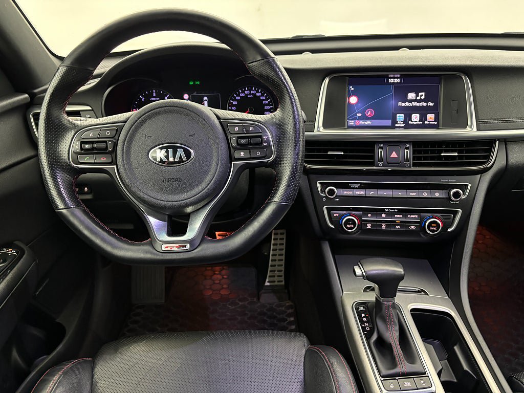 Vehicle Image 17
