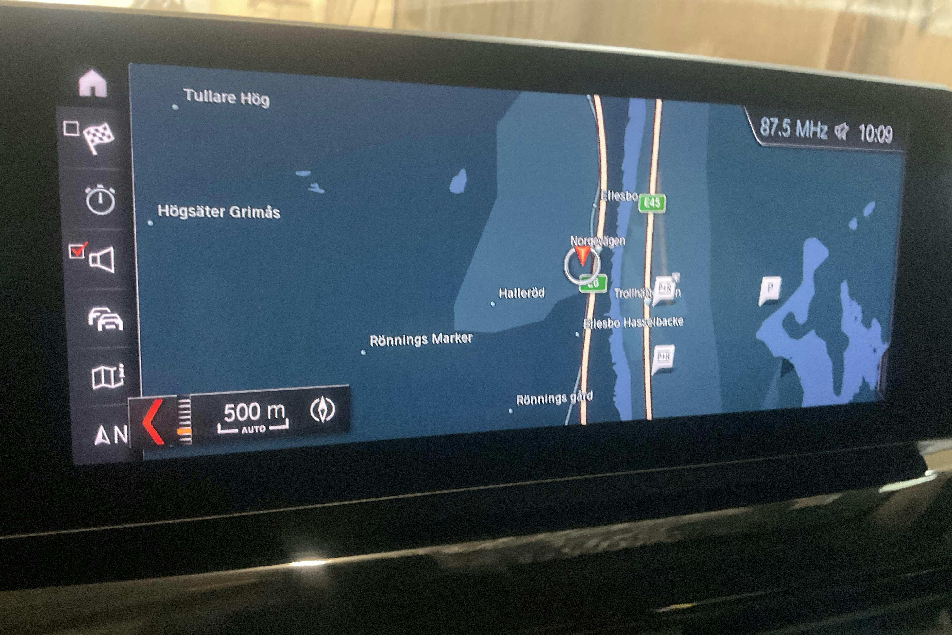 Vehicle Image 11